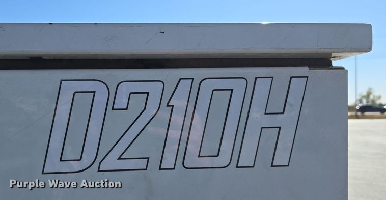 image for item DW3835 2020 Sullivan Palatek D210UHJD4PT0W air compressor