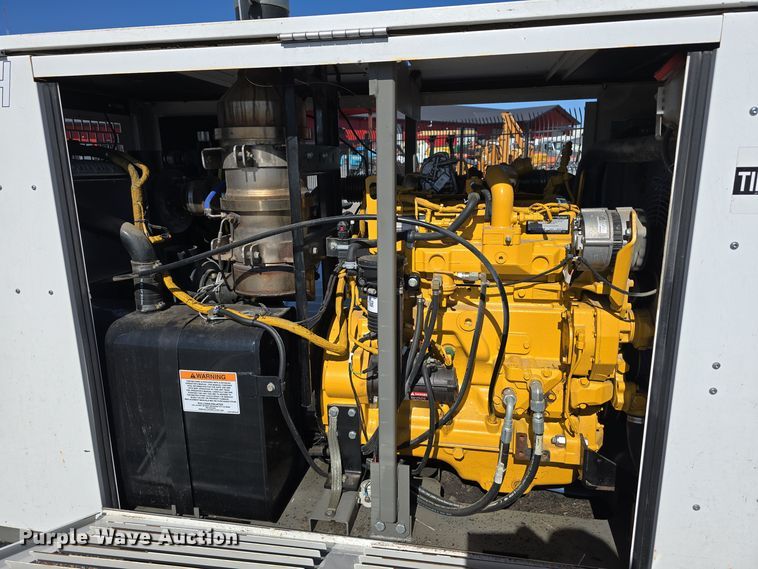 image for item DW3835 2020 Sullivan Palatek D210UHJD4PT0W air compressor