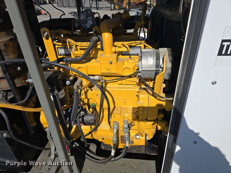 image for item DW3835 2020 Sullivan Palatek D210UHJD4PT0W air compressor