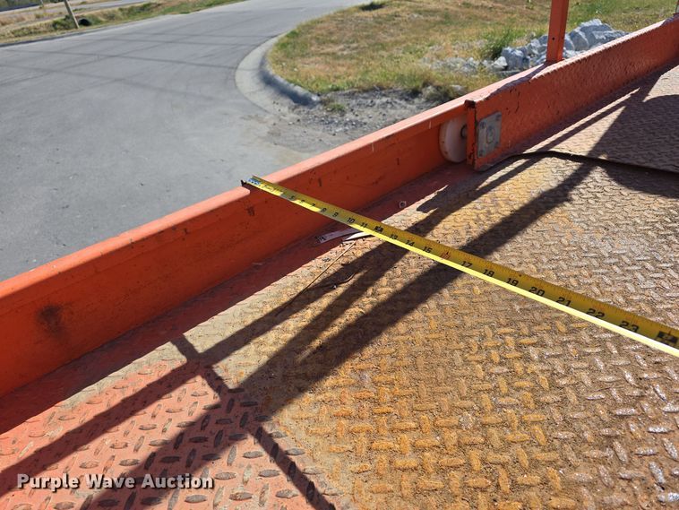 image for item DW3836 2016 Snorkel S3219E scissor lift