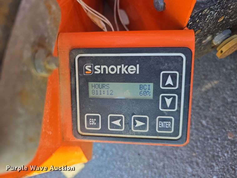 image for item DW3836 2016 Snorkel S3219E scissor lift