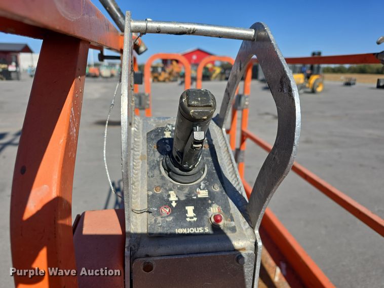 image for item DW3836 2016 Snorkel S3219E scissor lift