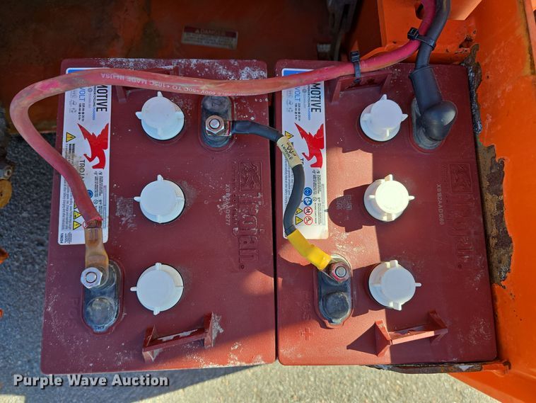 image for item DW3836 2016 Snorkel S3219E scissor lift