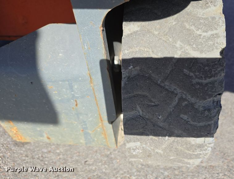 image for item DW3836 2016 Snorkel S3219E scissor lift