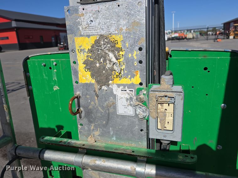 image for item DW3837 2016 Genie Runabout GR-20 vertical lift