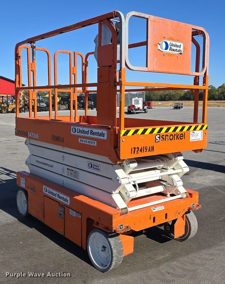 image for item DW3838 2016 Snorkel S4726E scissor lift