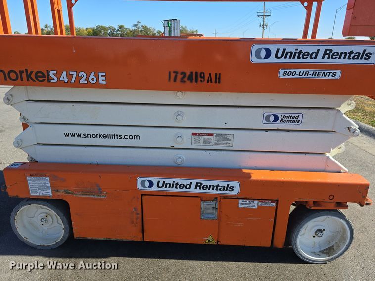 image for item DW3838 2016 Snorkel S4726E scissor lift