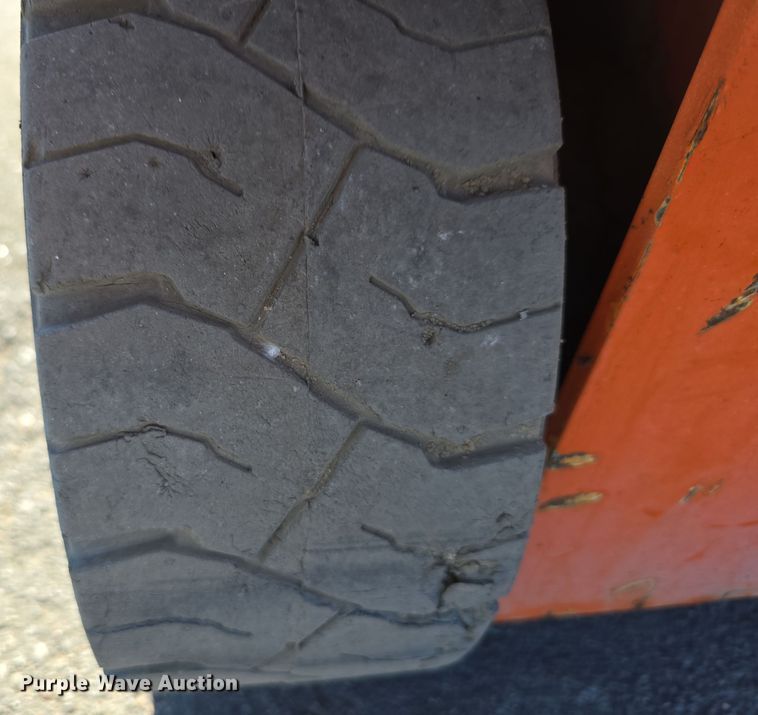 image for item DW3838 2016 Snorkel S4726E scissor lift