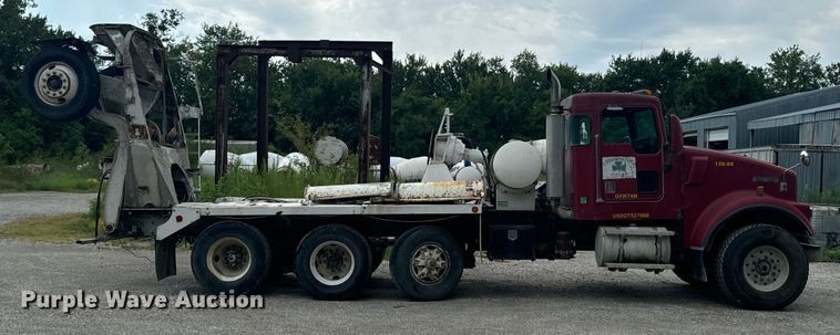 image for item DX1054 1999 Kenworth W900 ready mix truck cab and chassis