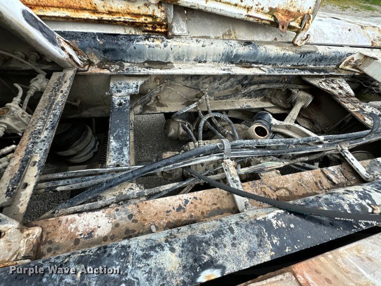 image for item DX1054 1999 Kenworth W900 ready mix truck cab and chassis