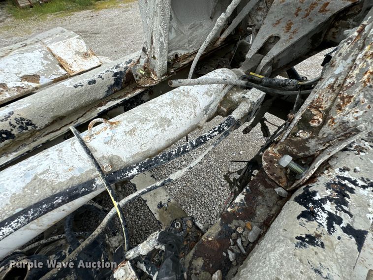 image for item DX1054 1999 Kenworth W900 ready mix truck cab and chassis