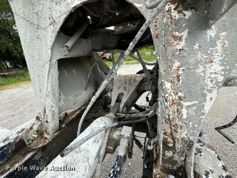 image for item DX1054 1999 Kenworth W900 ready mix truck cab and chassis