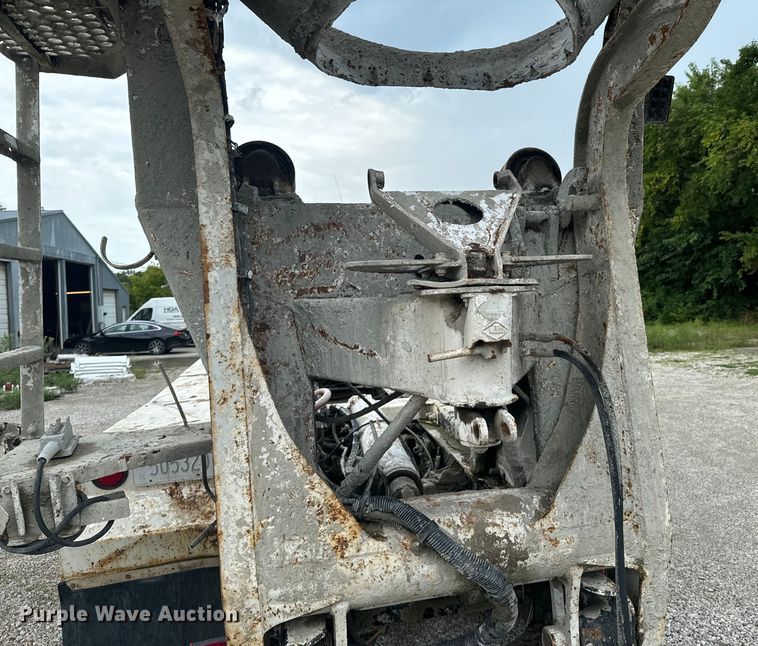 image for item DX1054 1999 Kenworth W900 ready mix truck cab and chassis