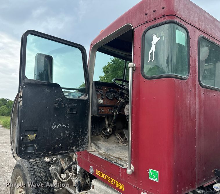 image for item DX1054 1999 Kenworth W900 ready mix truck cab and chassis