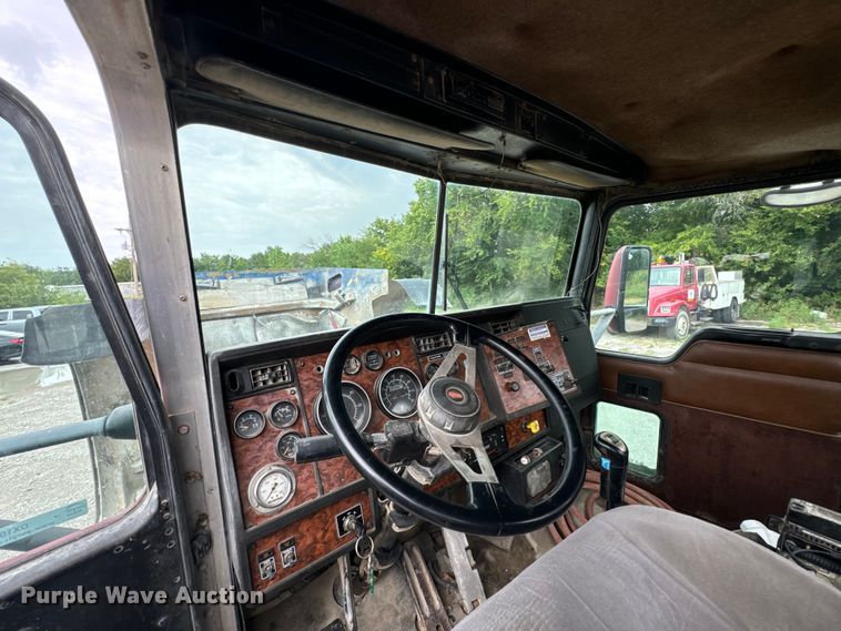 image for item DX1054 1999 Kenworth W900 ready mix truck cab and chassis