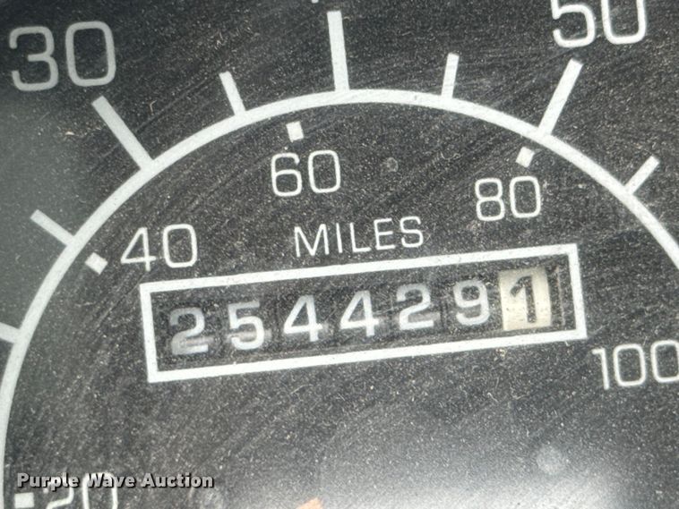 image for item DX1054 1999 Kenworth W900 ready mix truck cab and chassis