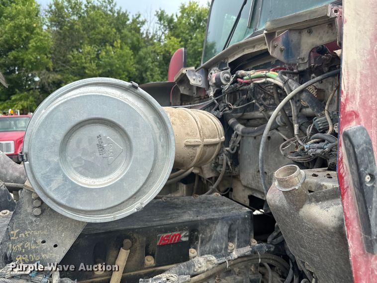 image for item DX1054 1999 Kenworth W900 ready mix truck cab and chassis