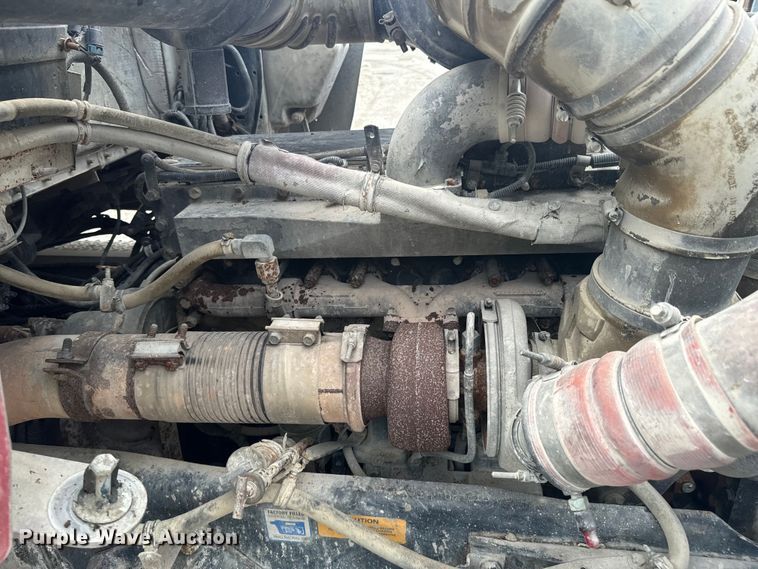 image for item DX1054 1999 Kenworth W900 ready mix truck cab and chassis