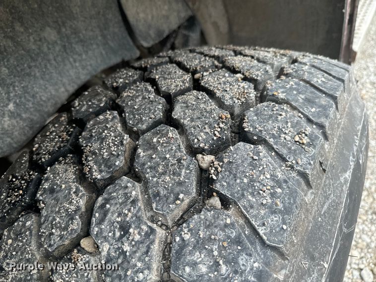 image for item DX1054 1999 Kenworth W900 ready mix truck cab and chassis