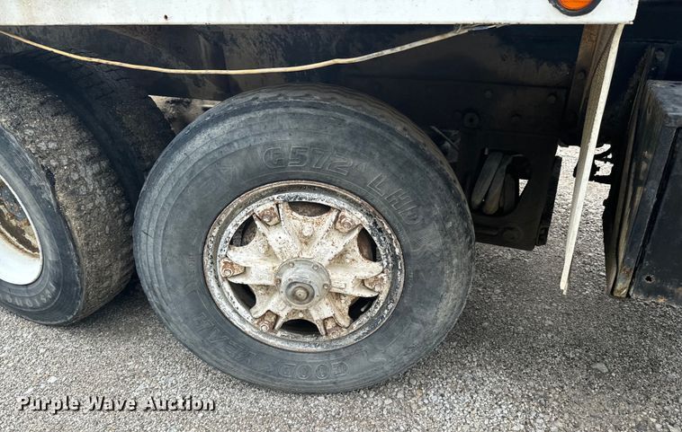 image for item DX1054 1999 Kenworth W900 ready mix truck cab and chassis