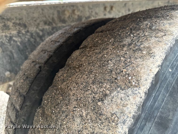 image for item DX1054 1999 Kenworth W900 ready mix truck cab and chassis