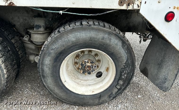 image for item DX1054 1999 Kenworth W900 ready mix truck cab and chassis