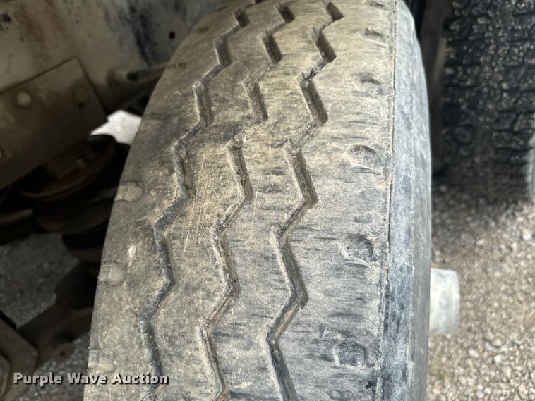 image for item DX1054 1999 Kenworth W900 ready mix truck cab and chassis