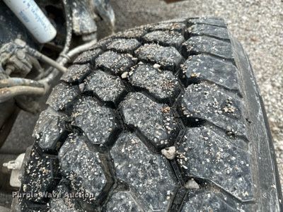 image for item DX1054 1999 Kenworth W900 ready mix truck cab and chassis