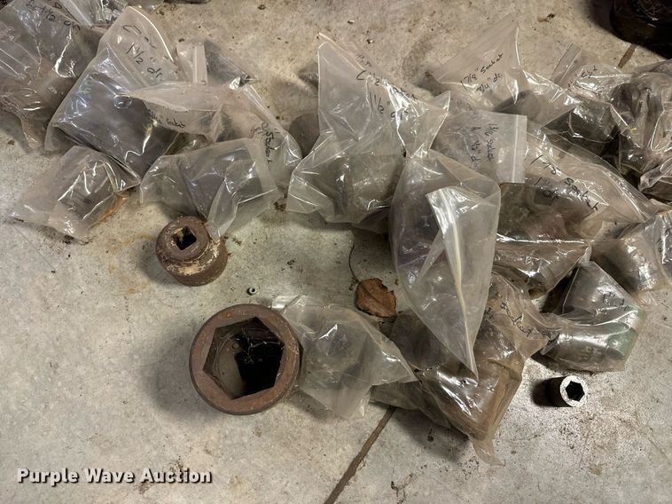 image for item DX1332 Tools