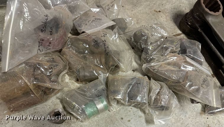 image for item DX1332 Tools