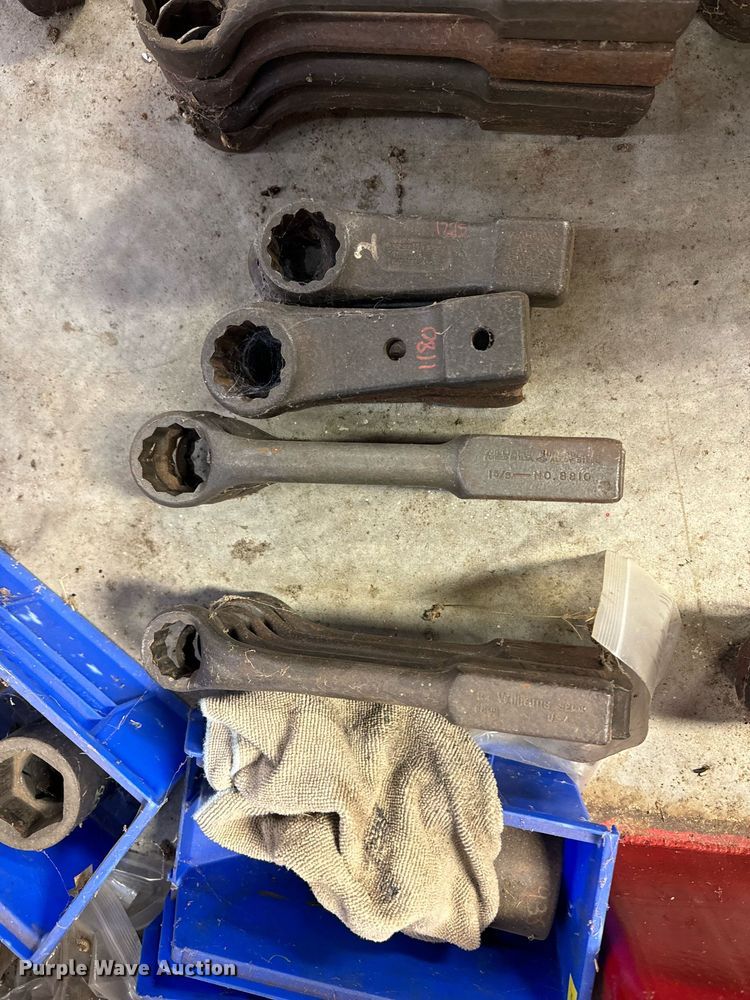 image for item DX1332 Tools