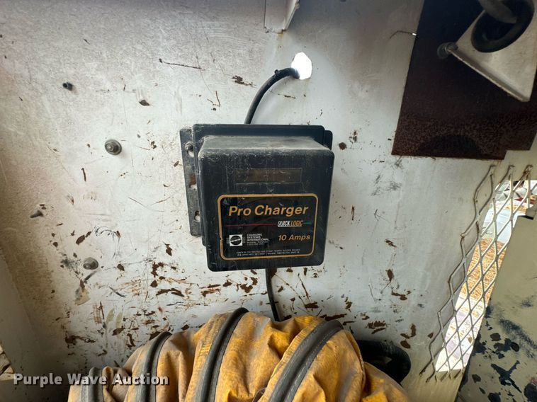 image for item DX1337 1993 Pelsue Metro XL A/C generator