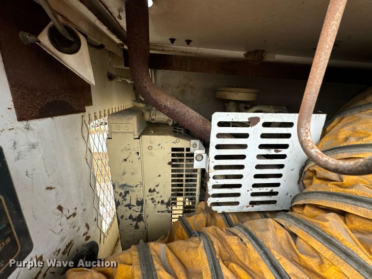 image for item DX1337 1993 Pelsue Metro XL A/C generator