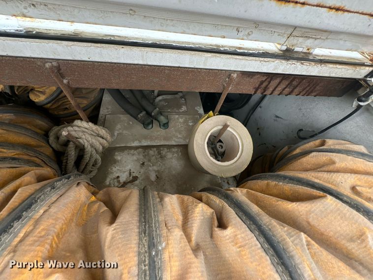 image for item DX1337 1993 Pelsue Metro XL A/C generator