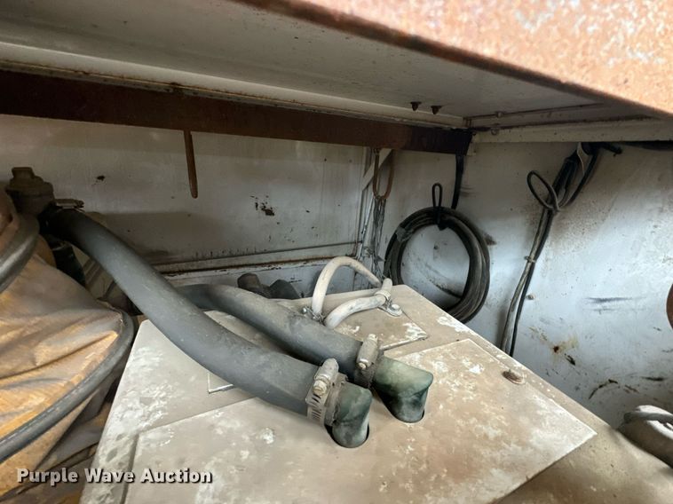 image for item DX1337 1993 Pelsue Metro XL A/C generator