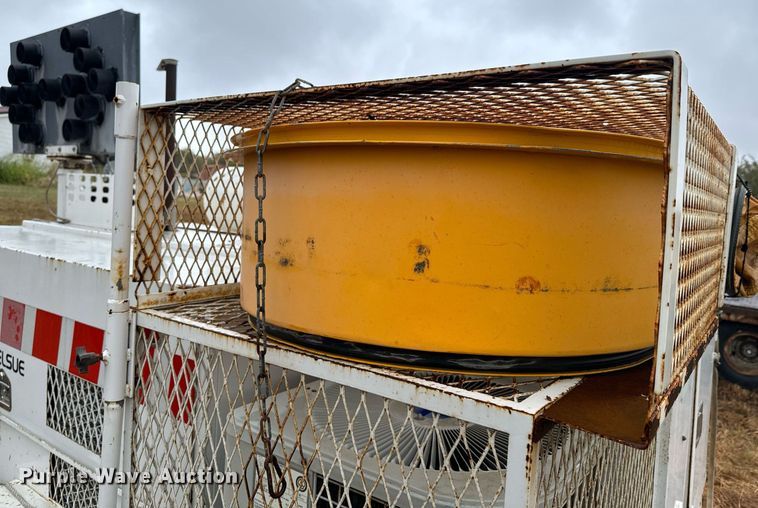 image for item DX1337 1993 Pelsue Metro XL A/C generator