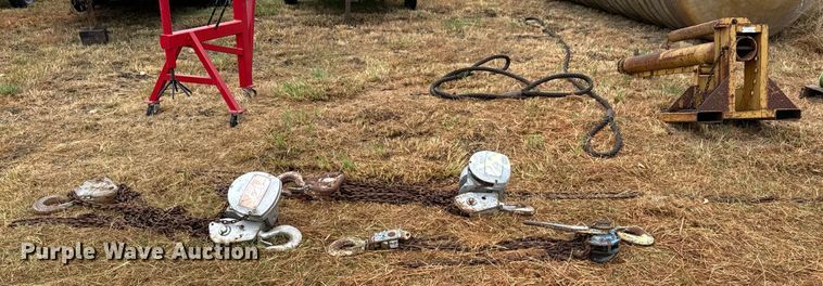 image for item DX1341 Lifting and rigging equipment