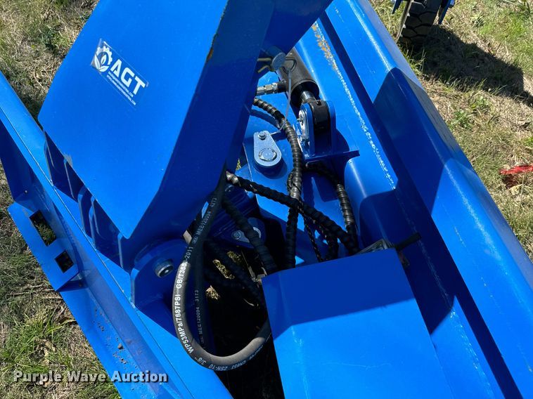 image for item DX1420 2024 TopCat SSSG72 skid steer dozer blade