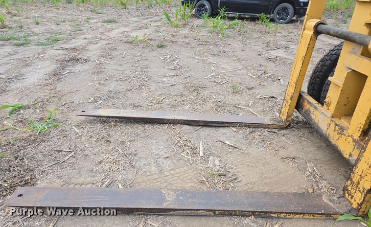 image for item EE7813 Clark C500-YS200 forklift