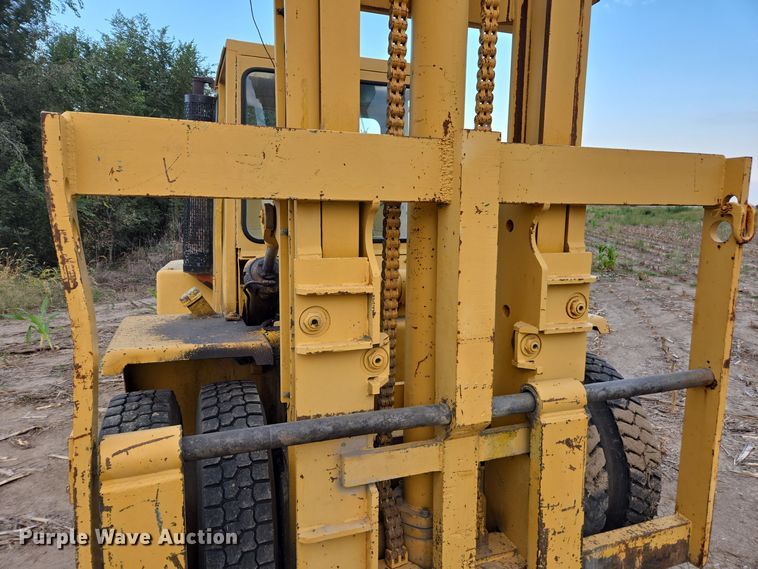 image for item EE7813 Clark C500-YS200 forklift