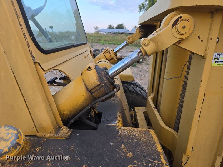 image for item EE7813 Clark C500-YS200 forklift