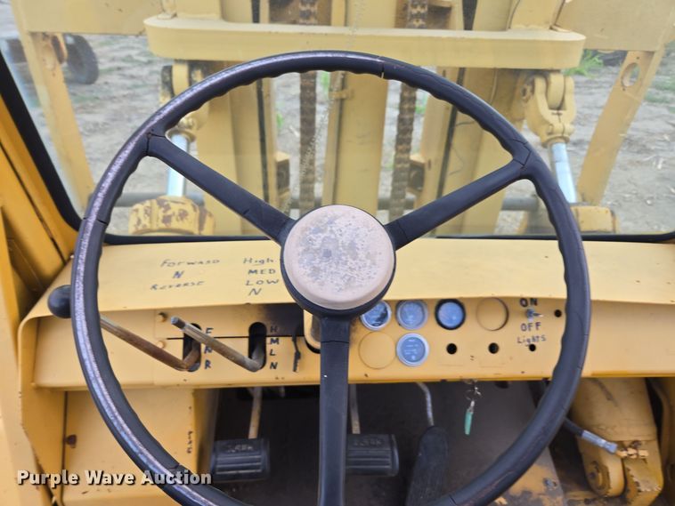 image for item EE7813 Clark C500-YS200 forklift