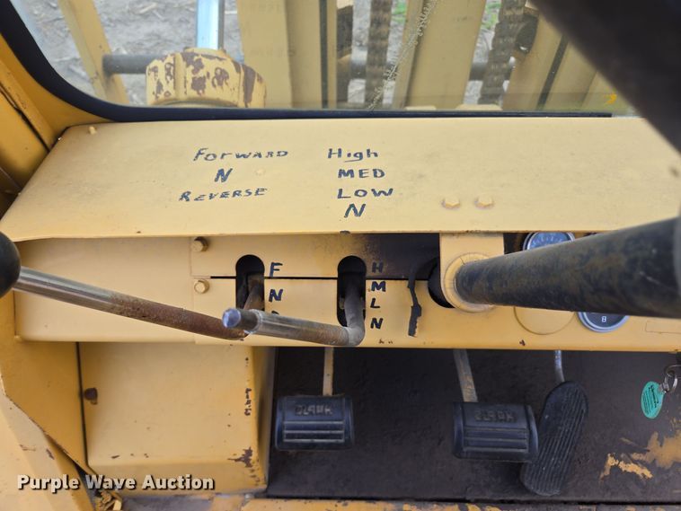 image for item EE7813 Clark C500-YS200 forklift