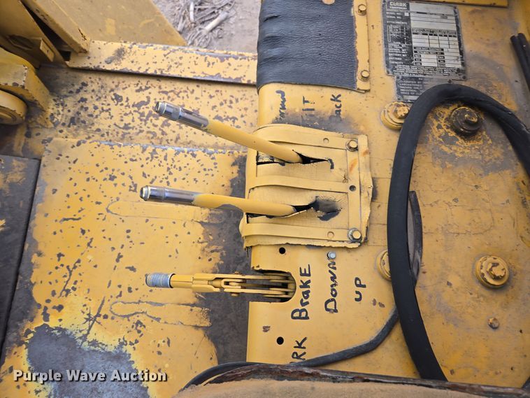 image for item EE7813 Clark C500-YS200 forklift