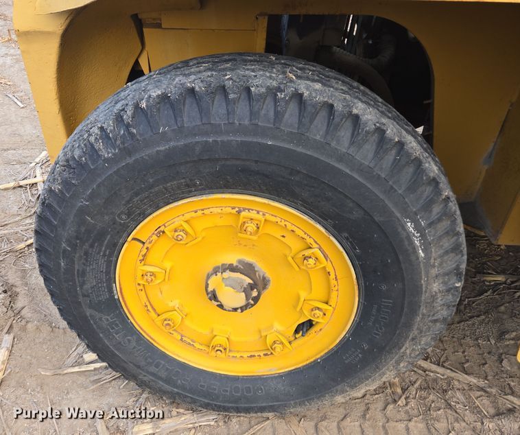 image for item EE7813 Clark C500-YS200 forklift