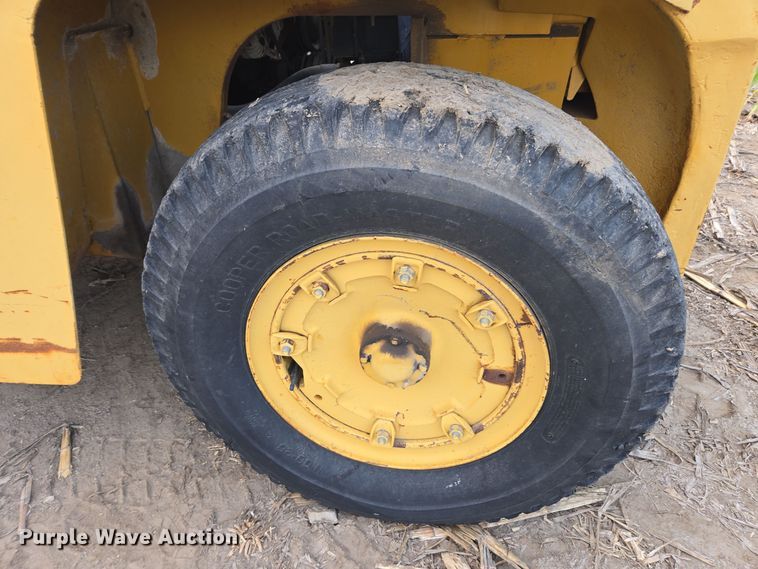 image for item EE7813 Clark C500-YS200 forklift