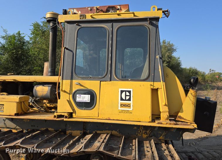 image for item EE7815 1974 Caterpillar  D6C crawler tractor