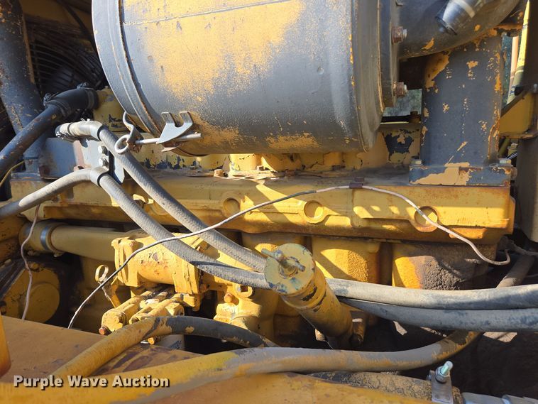 image for item EE7815 1974 Caterpillar  D6C crawler tractor