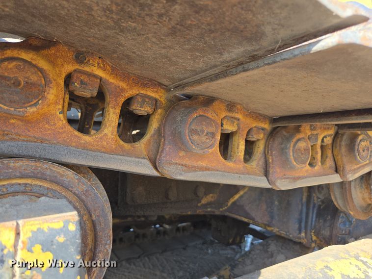 image for item EE7815 1974 Caterpillar  D6C crawler tractor