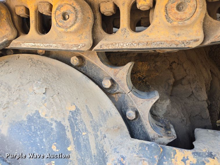 image for item EE7815 1974 Caterpillar  D6C crawler tractor